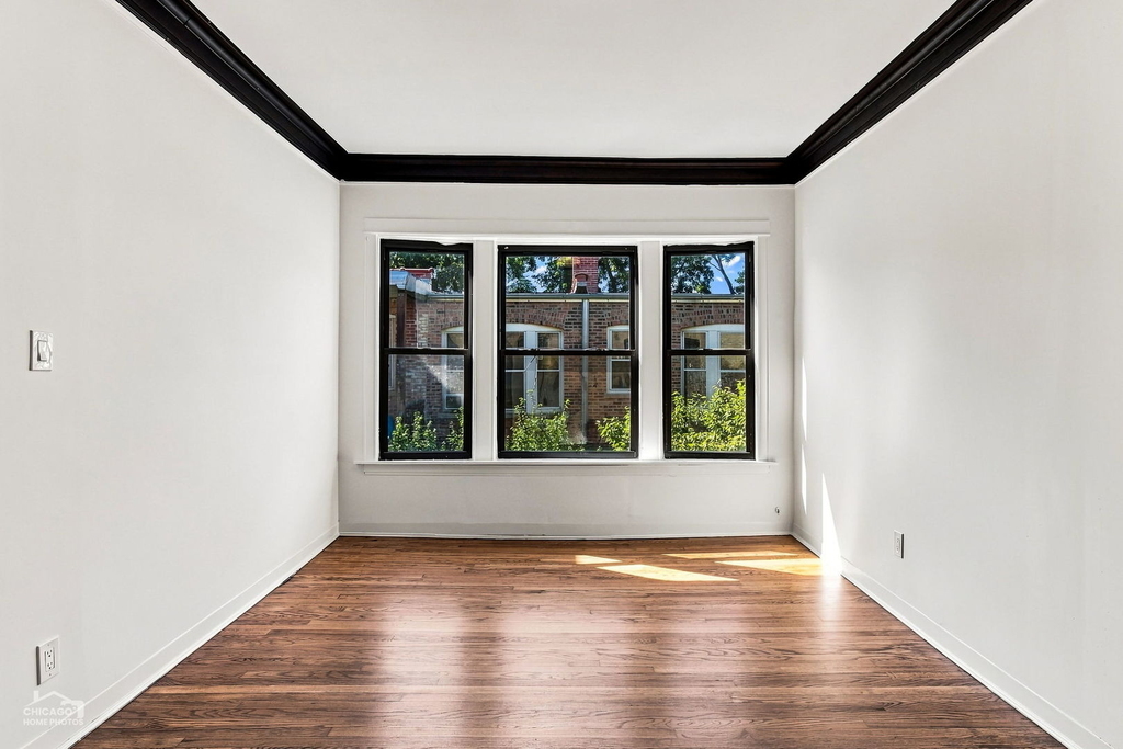 5402 S Woodlawn Avenue - Photo 6