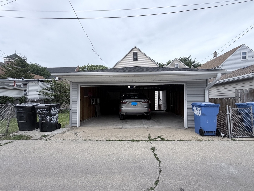 1633 W 38th Street - Photo 15