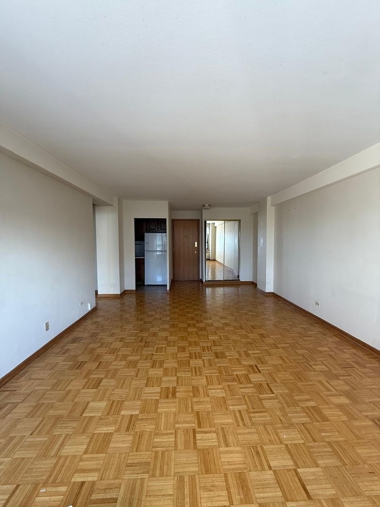 4180 N Marine Drive - Photo 5