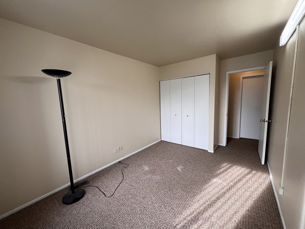 951 Wilshire Court - Photo 10