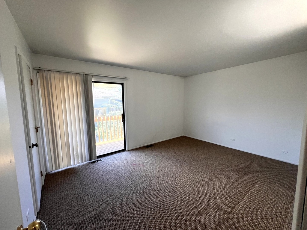 951 Wilshire Court - Photo 8