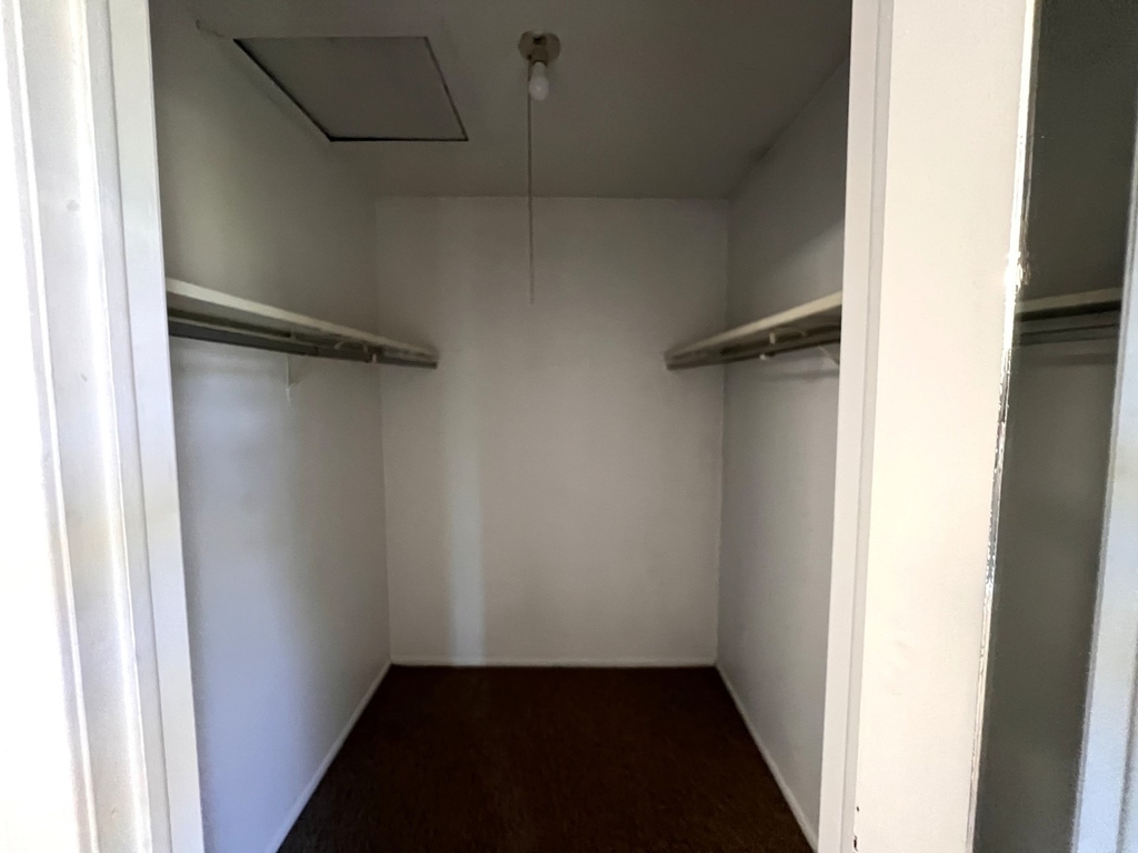 951 Wilshire Court - Photo 10