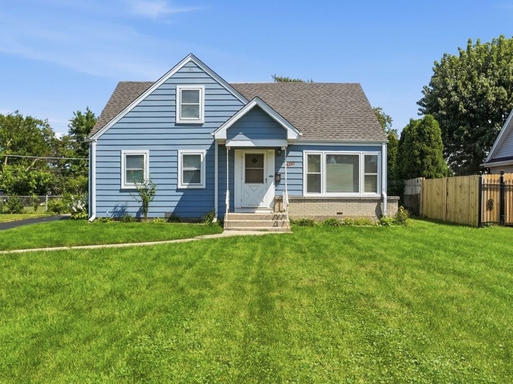 829 N Roy Avenue - Photo 0