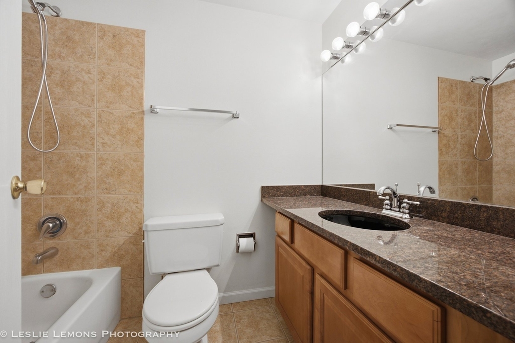6000 Oakwood Drive - Photo 12