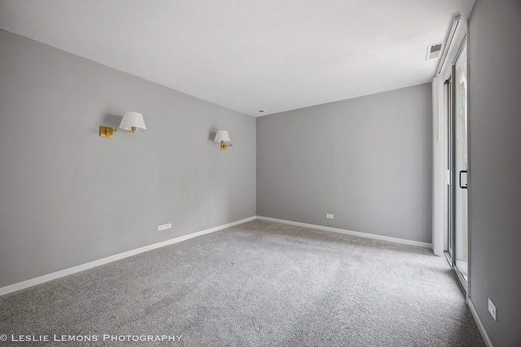 6000 Oakwood Drive - Photo 10