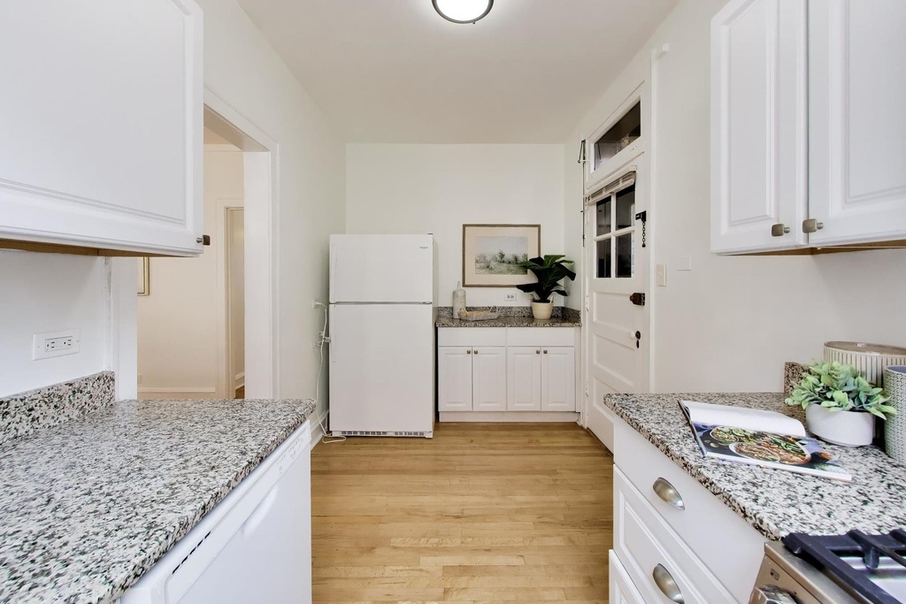 408 Ridge Avenue - Photo 15