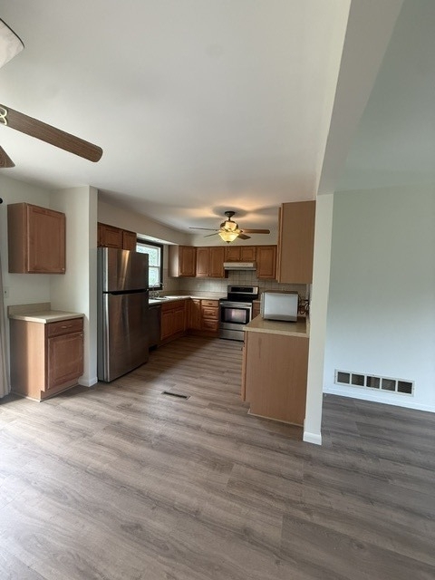 305 Somerset Drive - Photo 3