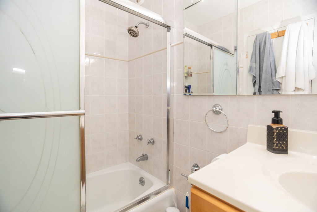 777 N Michigan Avenue - Photo 14