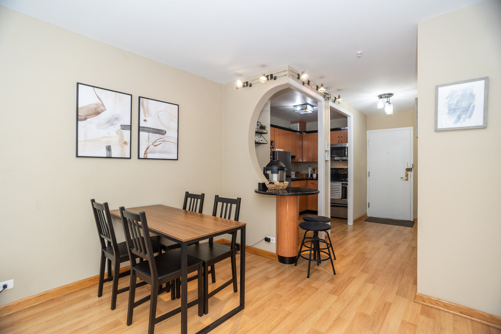 777 N Michigan Avenue - Photo 6