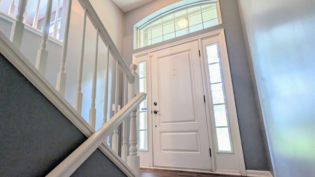 284 Edmundton Circle - Photo 1