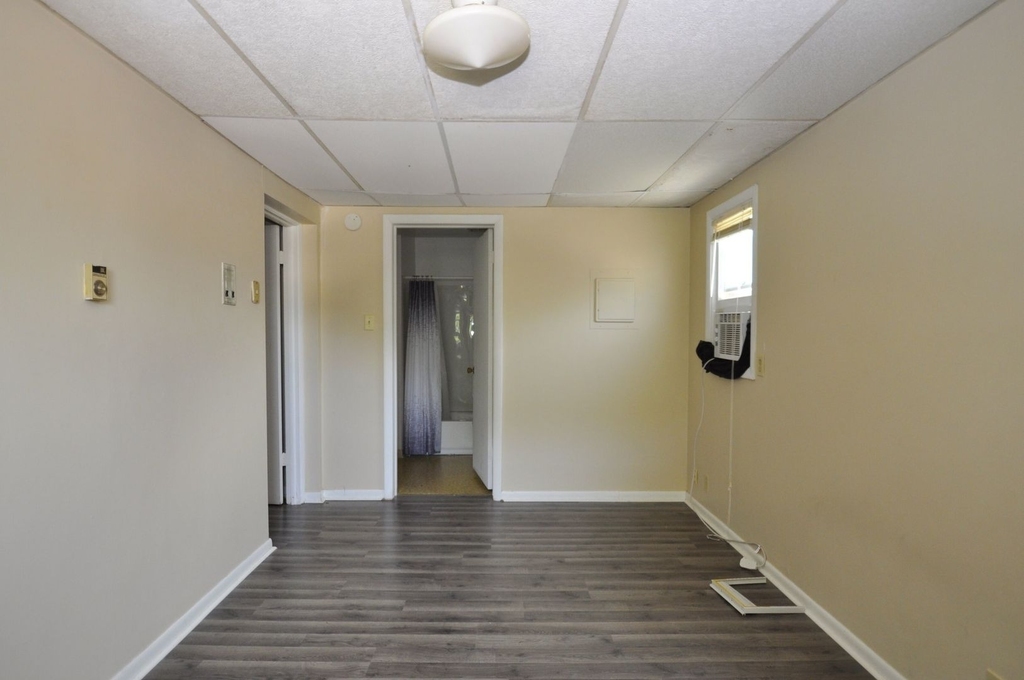 214 S Bloomington Street - Photo 8
