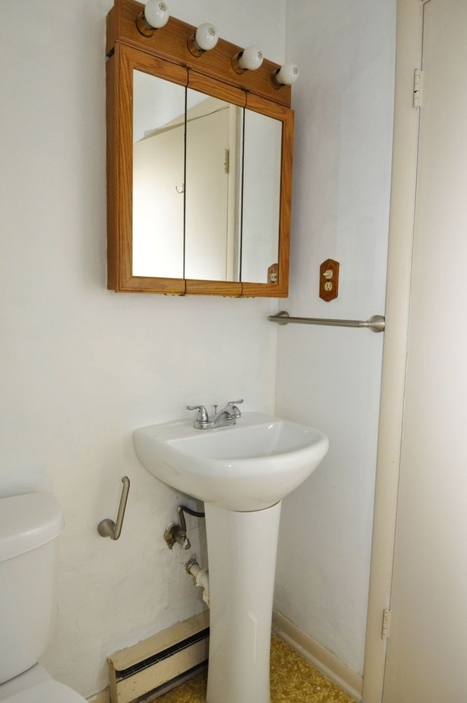 214 S Bloomington Street - Photo 10