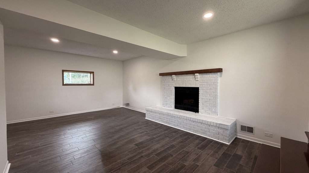 23689 N Midlothian Road - Photo 15