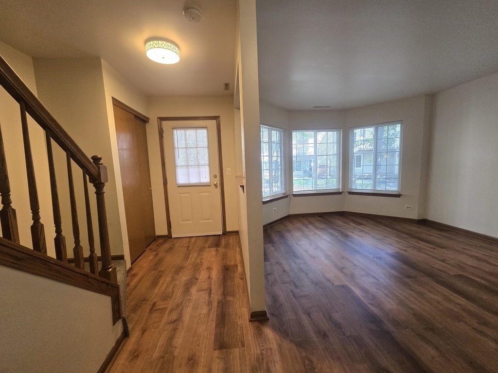277 W Treehouse Lane - Photo 1