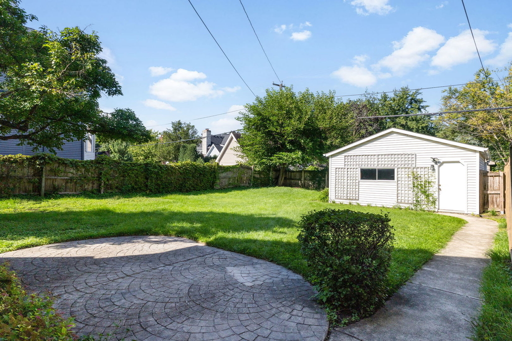 612 S Madison Street - Photo 16