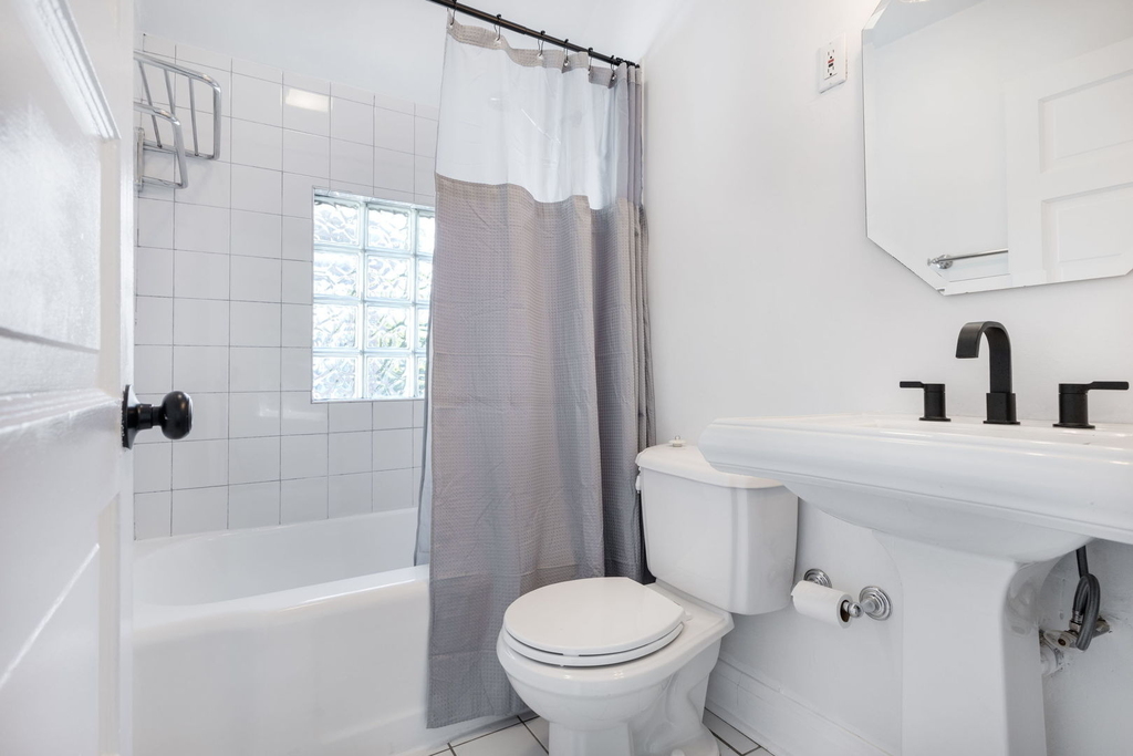 612 S Madison Street - Photo 13