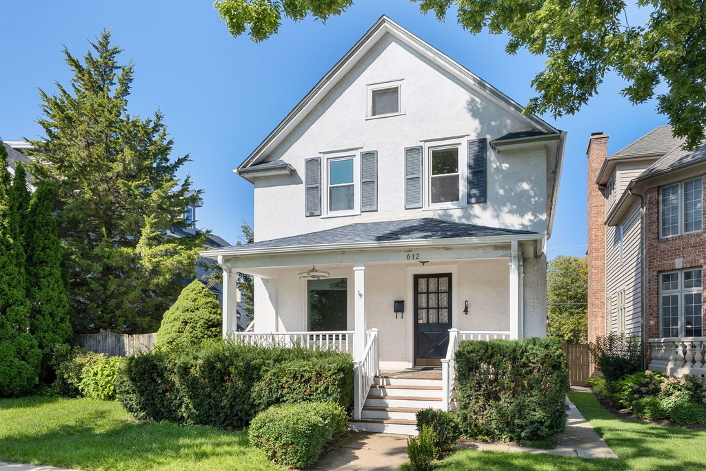 612 S Madison Street - Photo 1