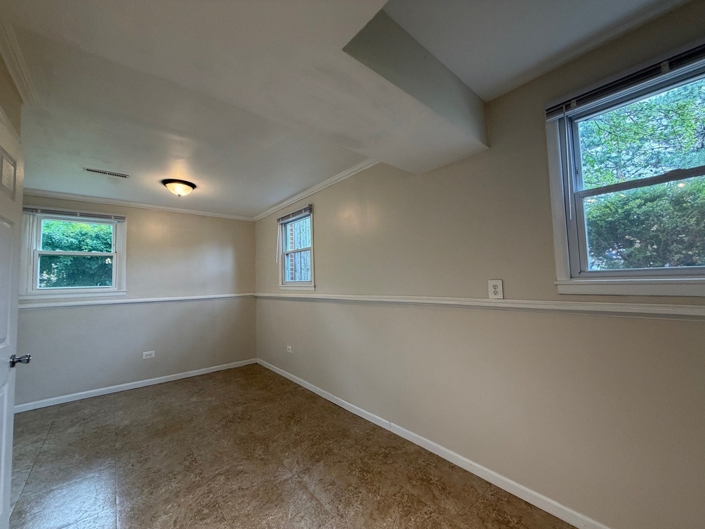 5s481 Glenoban Drive - Photo 23