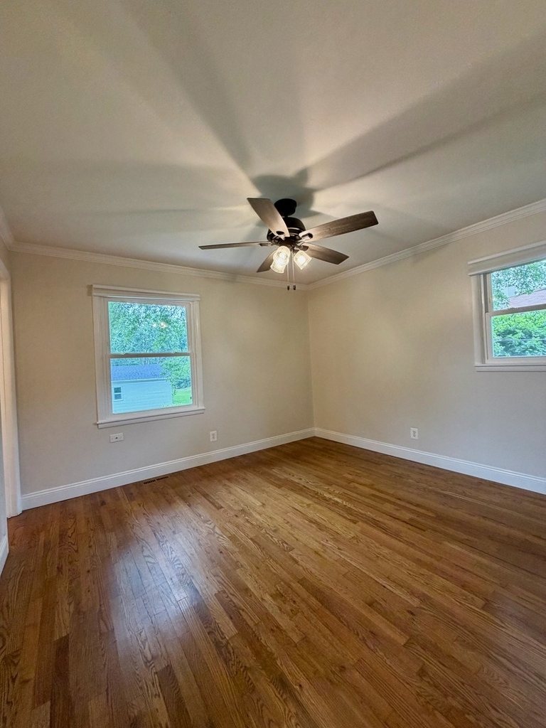 5s481 Glenoban Drive - Photo 14