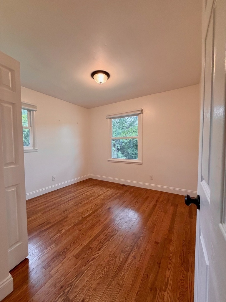 5s481 Glenoban Drive - Photo 25