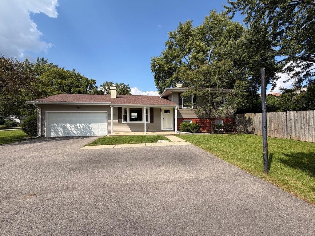 5s481 Glenoban Drive - Photo 32