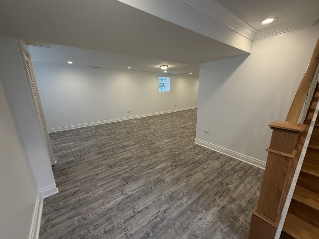 4040 W Roscoe Street - Photo 11