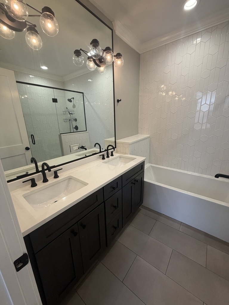 4040 W Roscoe Street - Photo 5