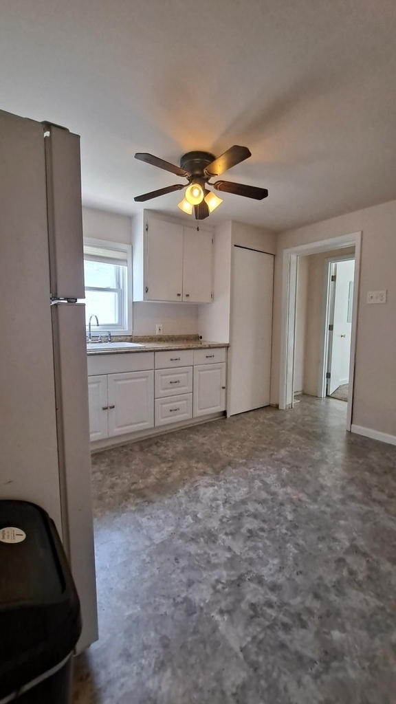 14 8th Street - Photo 1