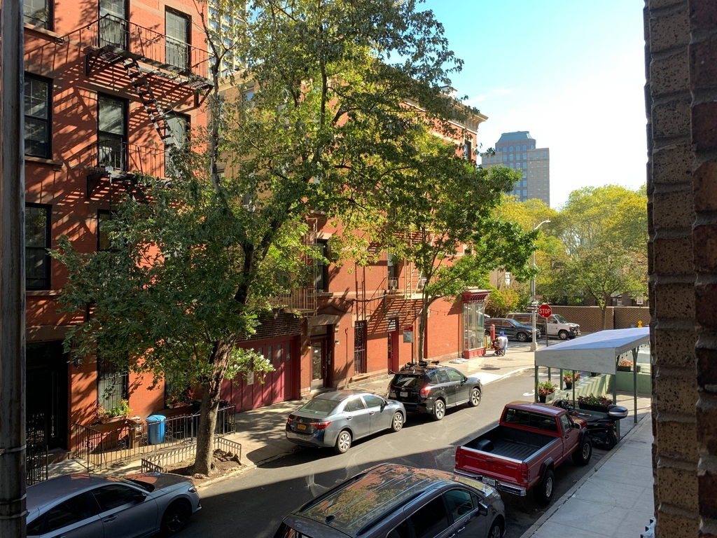 80 Cranberry Street - Photo 3