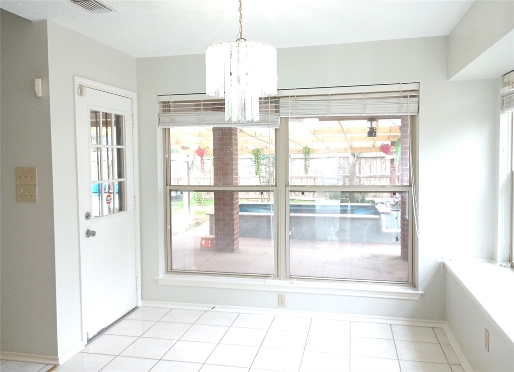16355 Flint Run Way - Photo 14