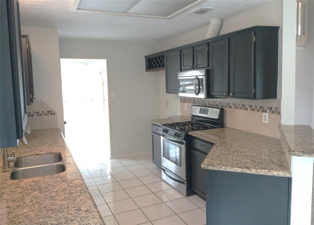 16355 Flint Run Way - Photo 17