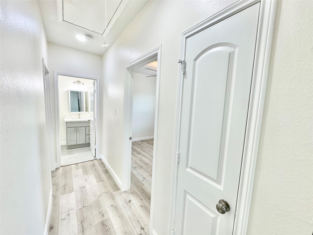 5127 Avenue L - Photo 14