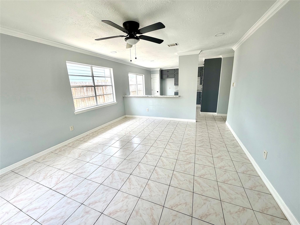 718 Blue Rock Court - Photo 4
