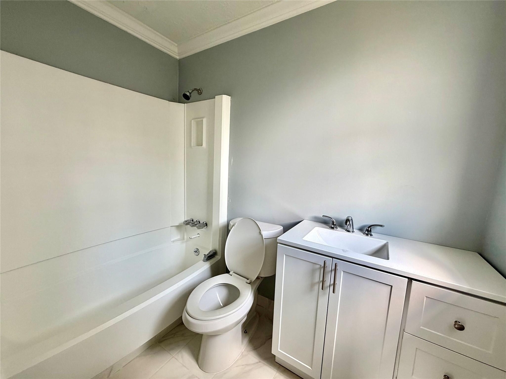 718 Blue Rock Court - Photo 13