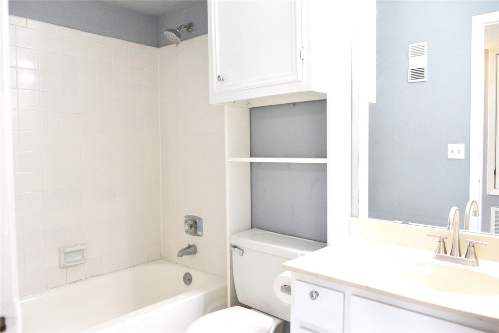 250 El Dorado Boulevard - Photo 10