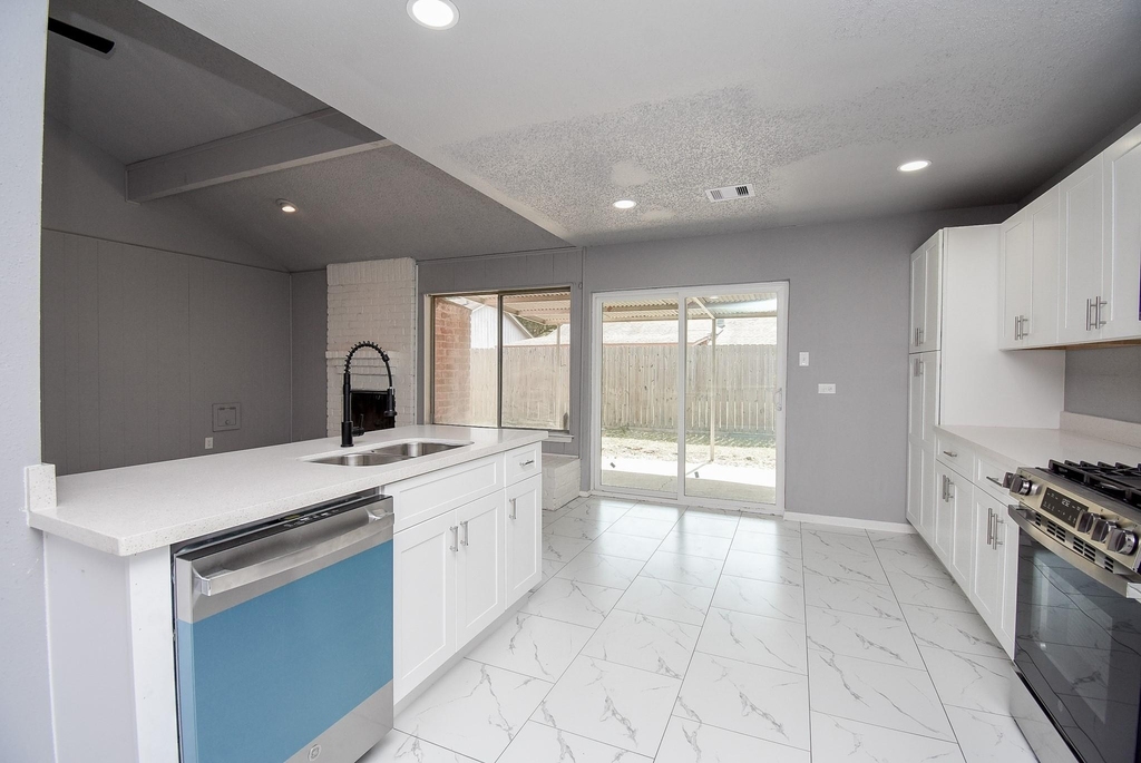 23515 Briarcreek Boulevard - Photo 15