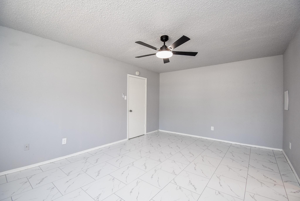 23515 Briarcreek Boulevard - Photo 31