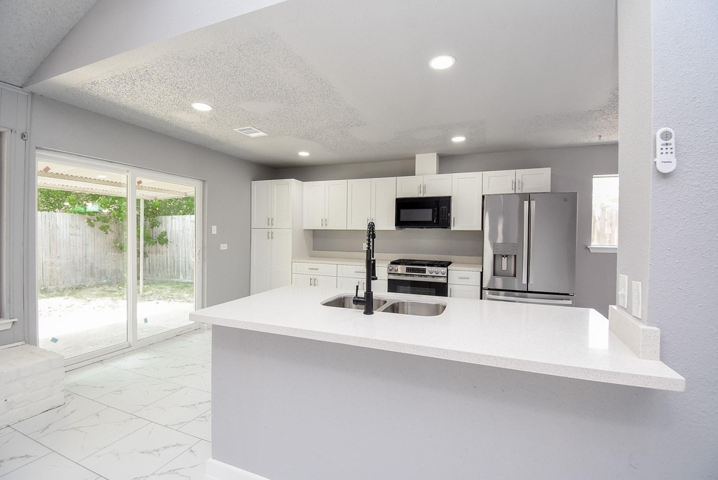 23515 Briarcreek Boulevard - Photo 17