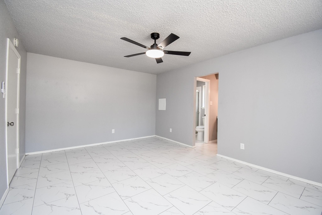 23515 Briarcreek Boulevard - Photo 32