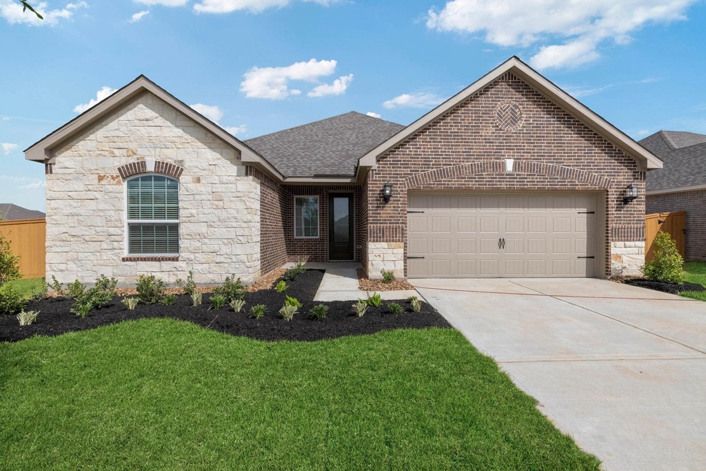 2908 Fair Wind Lane - Photo 0