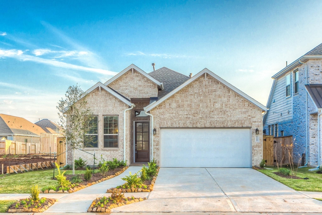 8710 Crossing Oak Lane - Photo 0