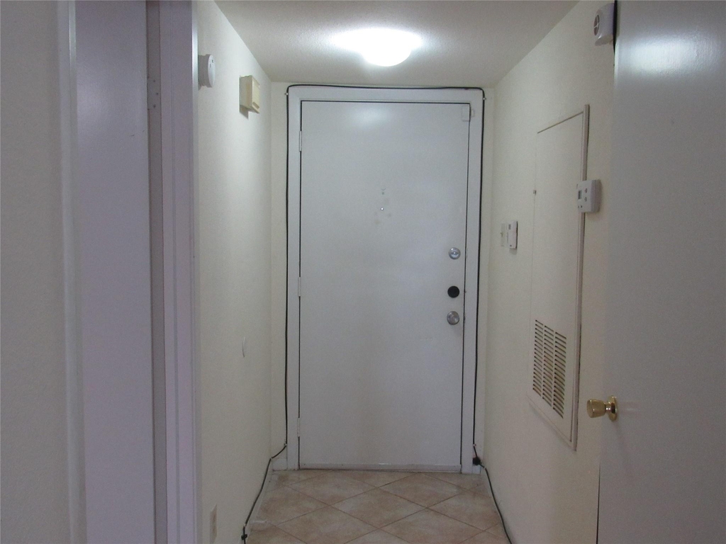 17401 Red Oak Drive - Photo 10