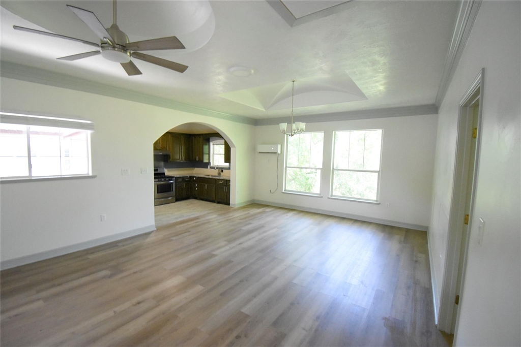 104 Virginia - Photo 6