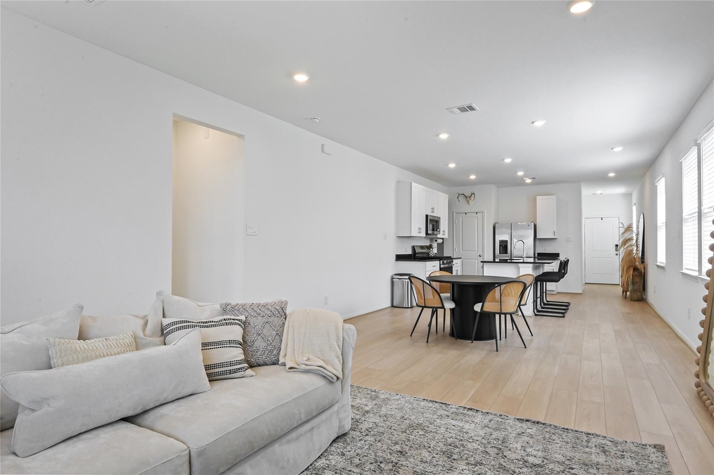 18039 Blue Prairie Trail - Photo 9