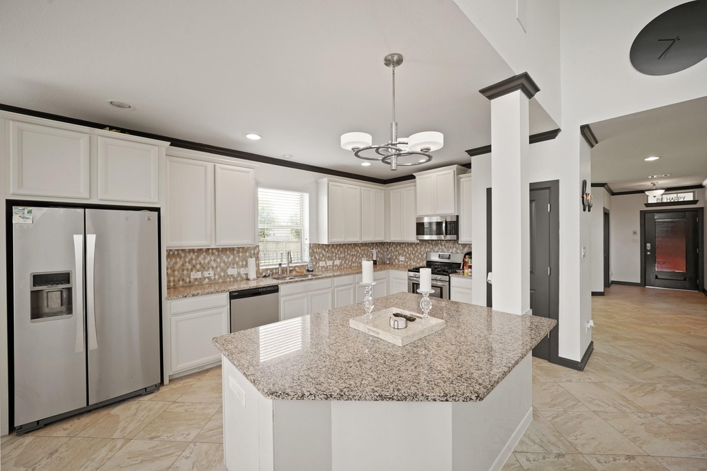 249 Castlegate Lane - Photo 5