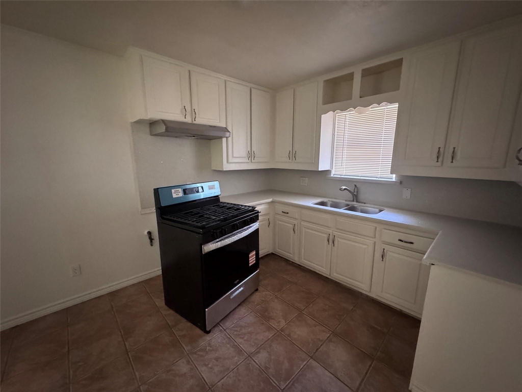 290 Clemmons Street - Photo 5
