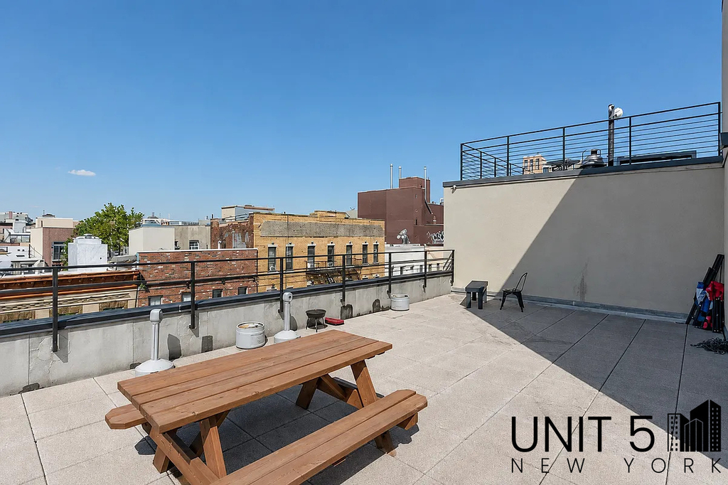 286 Stanhope Street - Photo 10