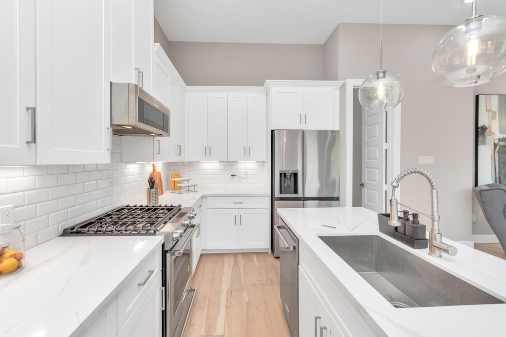 305 Queen Sude Lane - Photo 10