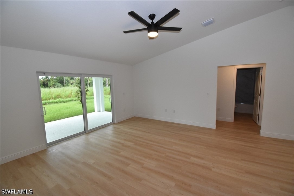4668 Addley Avenue - Photo 22