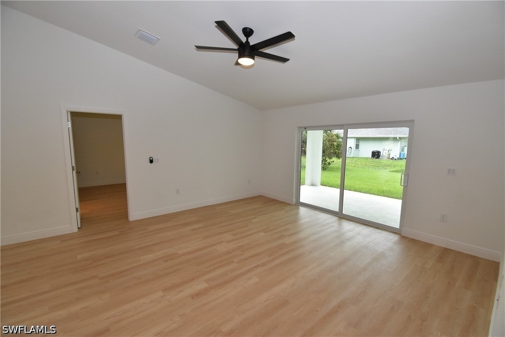 4668 Addley Avenue - Photo 21